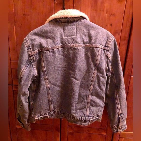 Levi’s 90s sherpa trucker jacket in medium indigo women XS - Picture 4 of 7